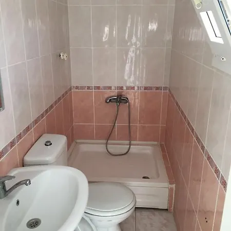 Buena Garden Apartment