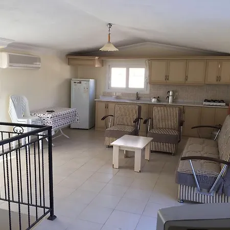 Buena Garden Apartment *